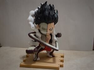 Mighty Jaxx Freeny's Hidden Dissectibles: One Piece Series 6 Luffy Snakeman OOB